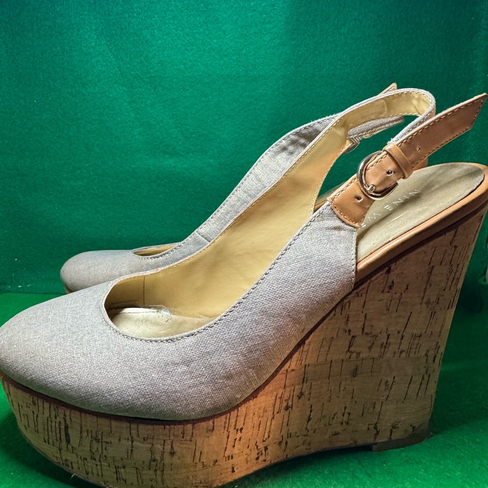 Nine West Light Gray Fabric Wedge Slingbacks with Tan Strap